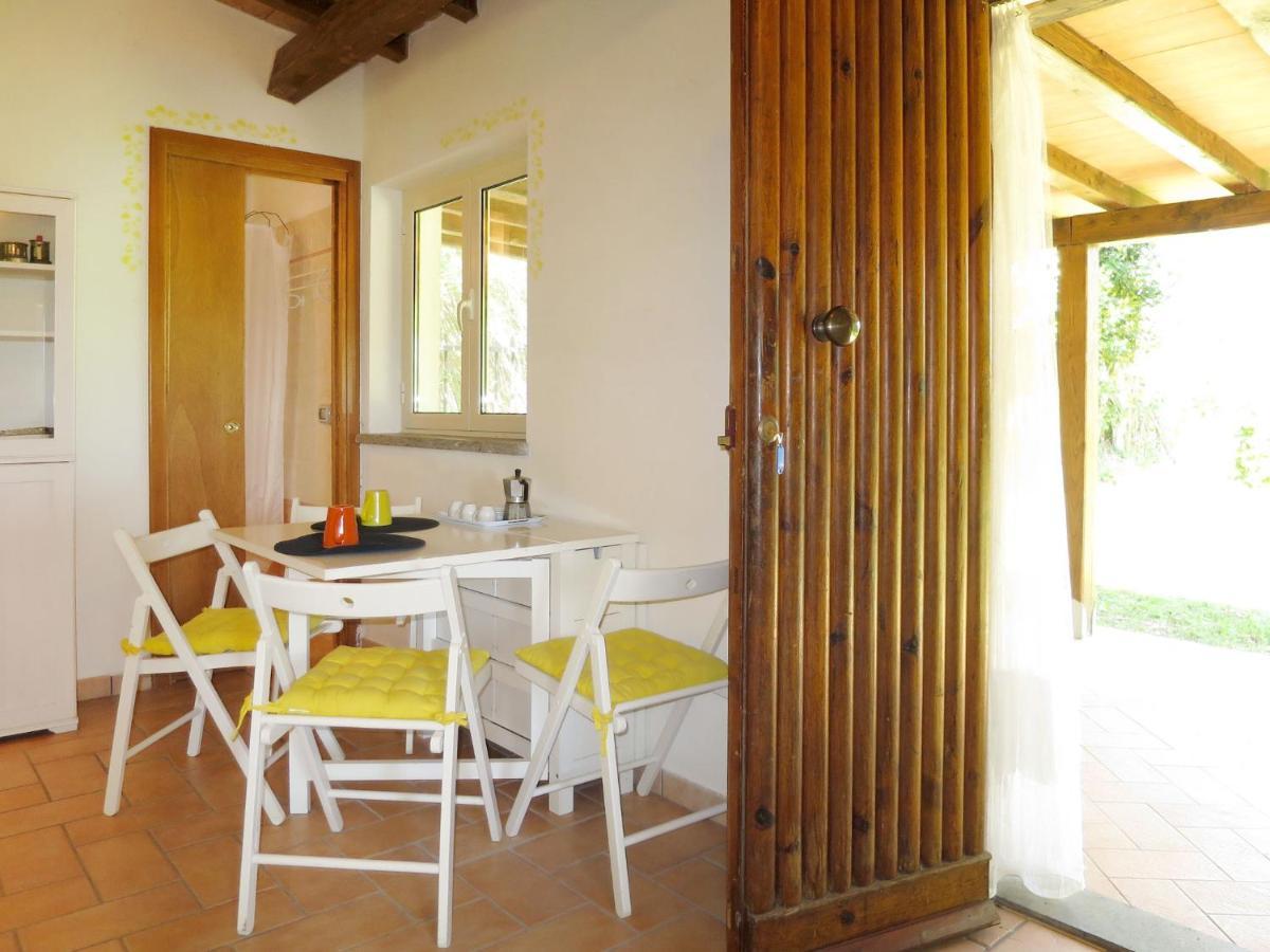 Holiday Home Chalet Del Lago By Interhome Bolsena Luaran gambar