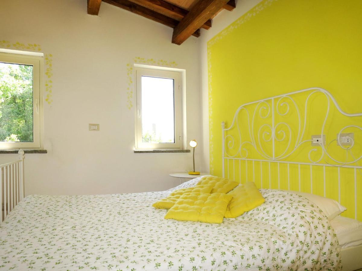 Holiday Home Chalet Del Lago By Interhome Bolsena Luaran gambar