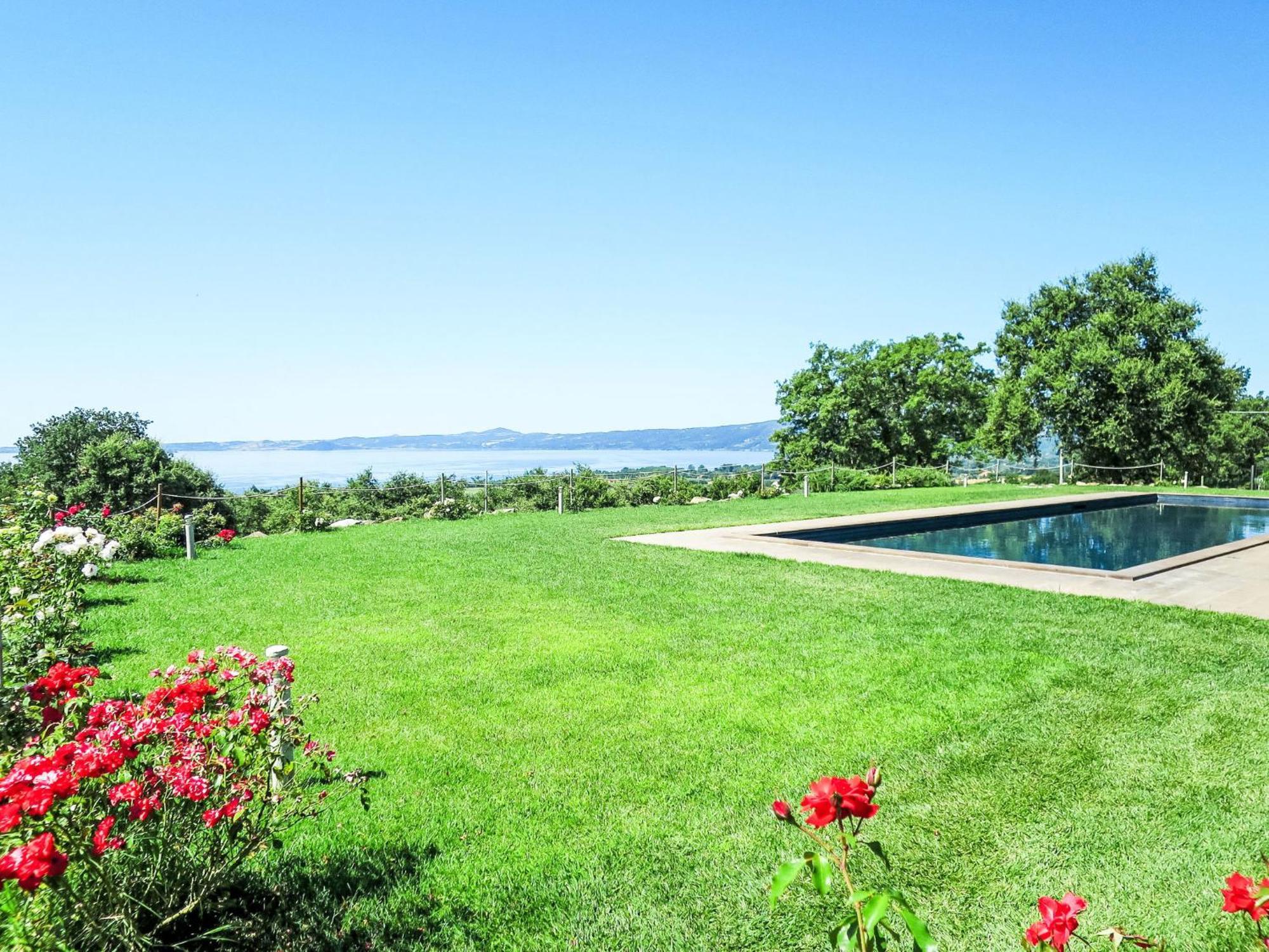 Holiday Home Chalet Del Lago By Interhome Bolsena Luaran gambar